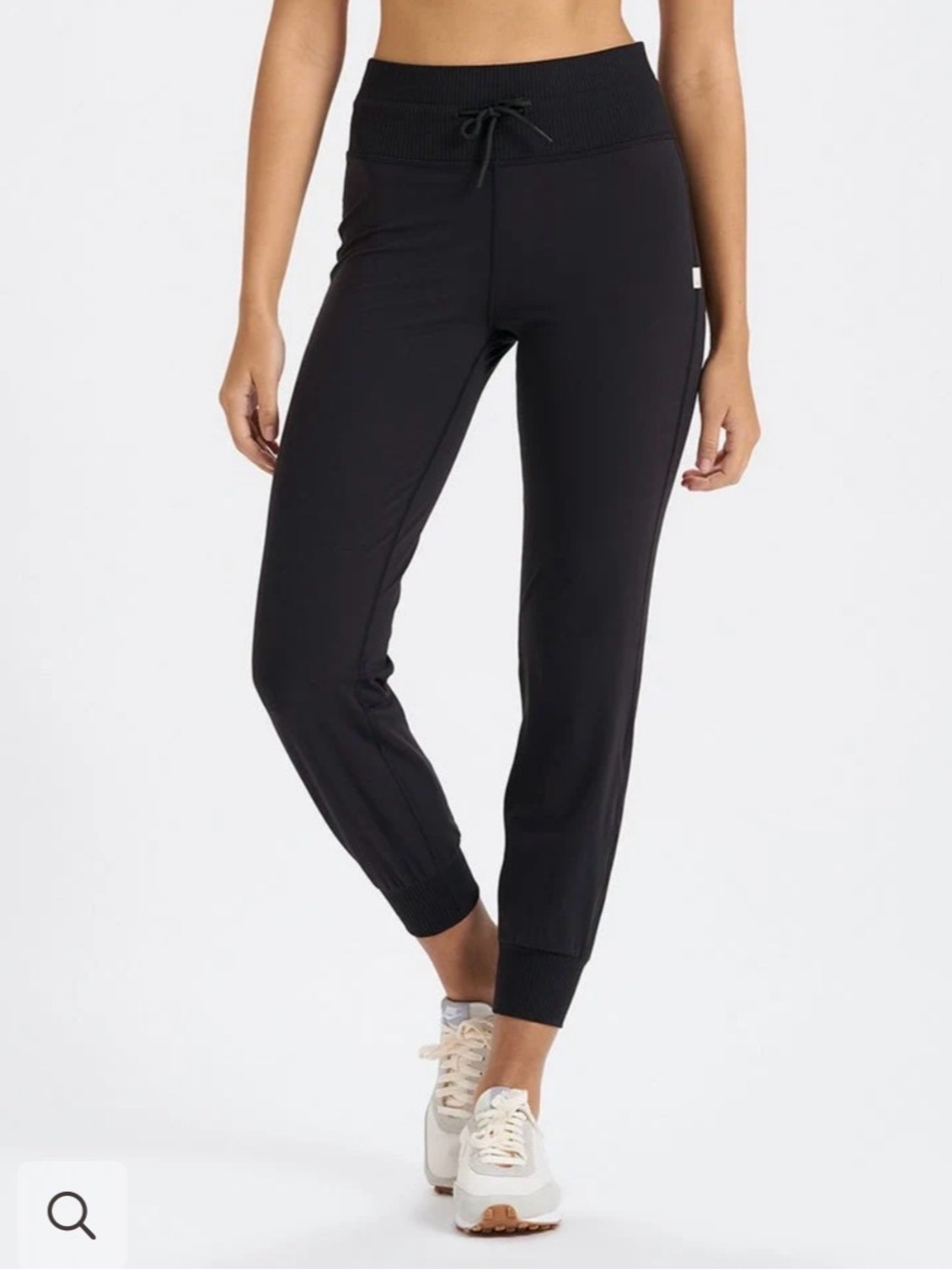 NWOT VUORI Daily High Rise Jogger in Black